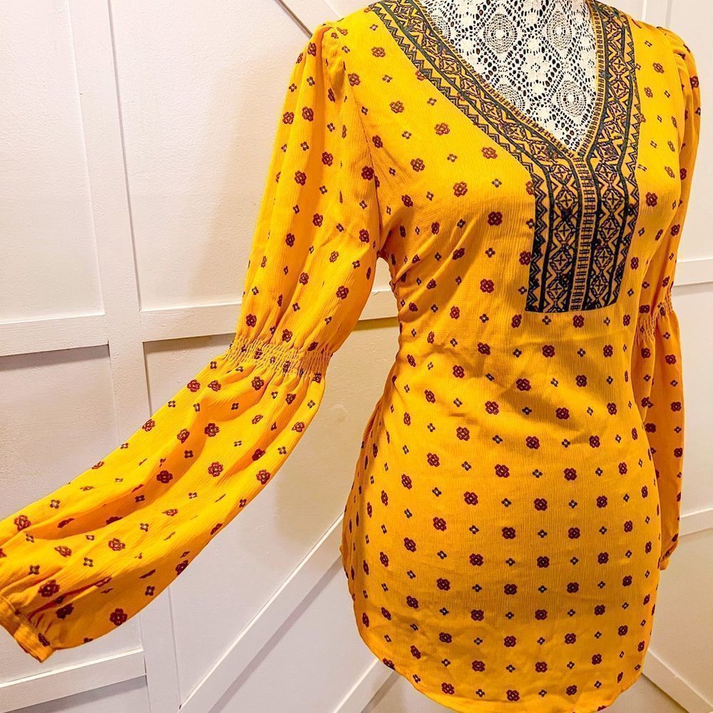 Blu Pepper Anthropologie Mustard Yellow Boho Peasant Blouse, Large Embroidered